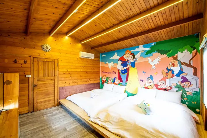 公主屋 四人房房內